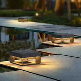 Lampadaire Extérieur Carré Solaire Étanche - Clowas.fr